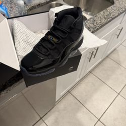 Jordan 11s Size 8