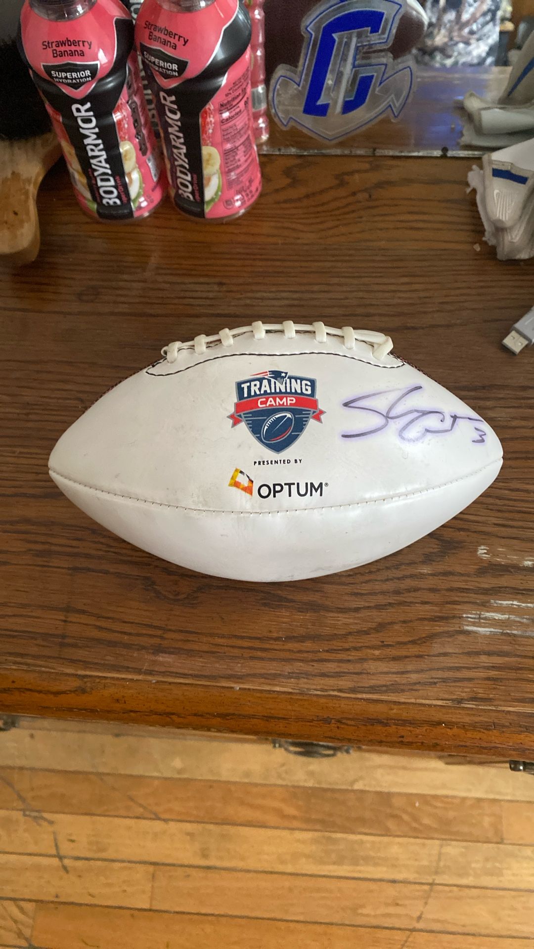 Juilan edelman signed ball