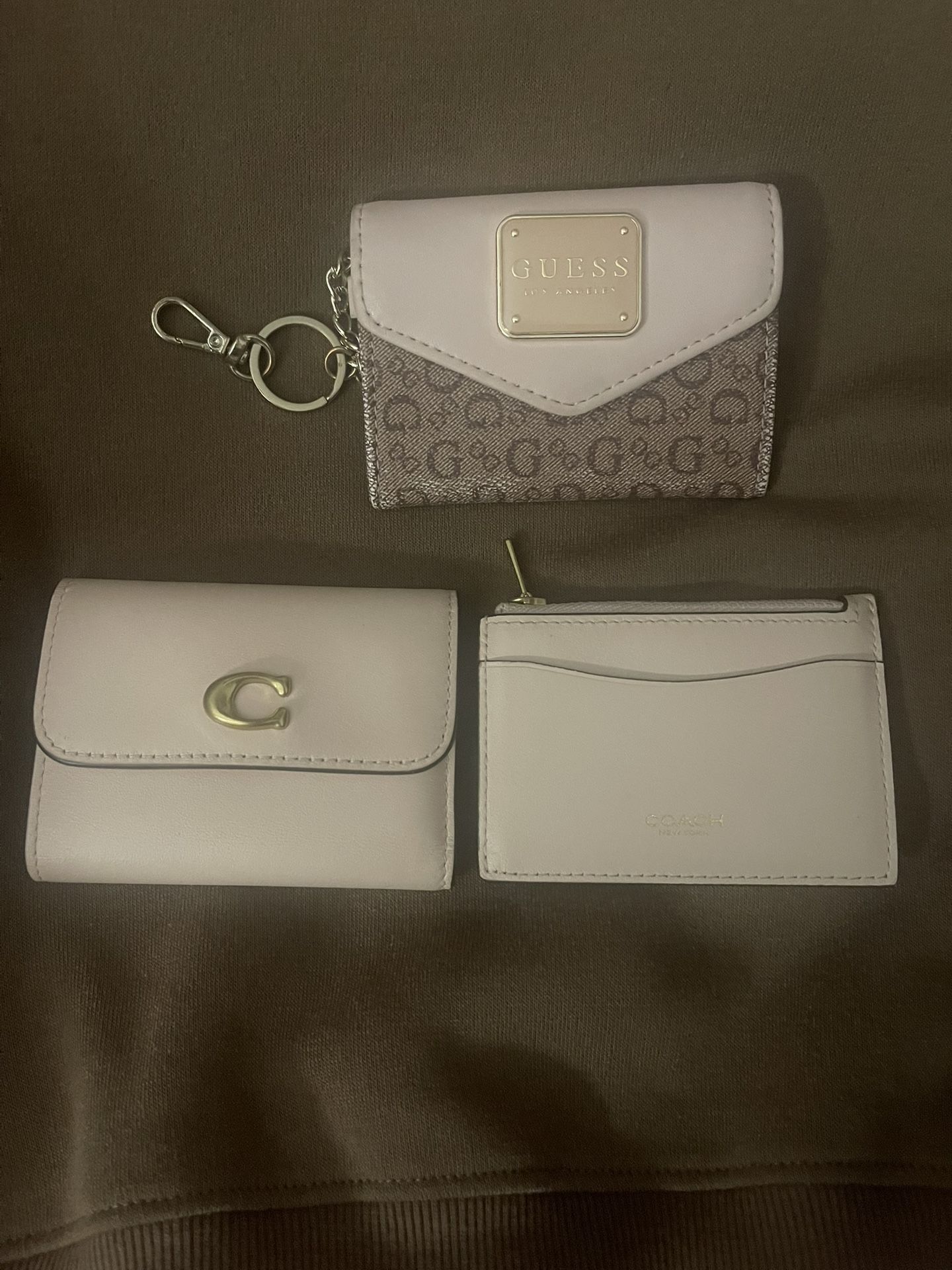 COACH - Essential Card Holder Wallet ( Discontinued Color - Pink ) + FREE Guess Wallet READ BELOW⬇️