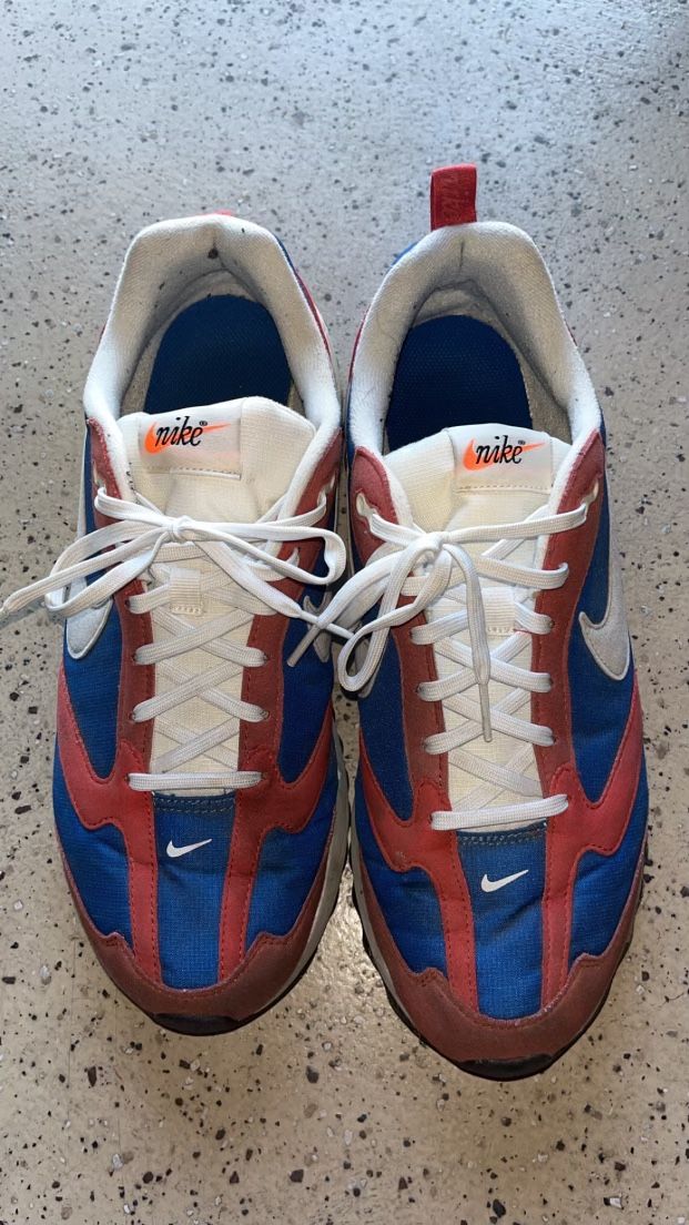 $70 Nike Airmax Dawn Size 11