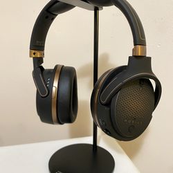 Audeze Mobius Gaming Headset