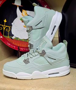 Air Jordan 4