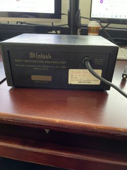 McIntosh MCP-1 Moving Coil Preamplifier 