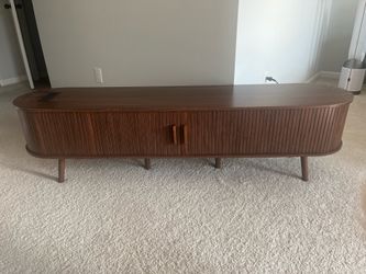 Modern wood TV stand
