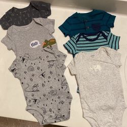 Carter’s Baby Boy 3 Months Onesies Bundle (6) $5