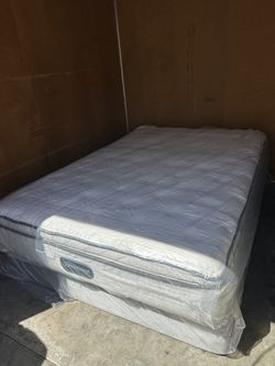Brand New Full Size 11β Beautyrest BR800 Plush Mattress!