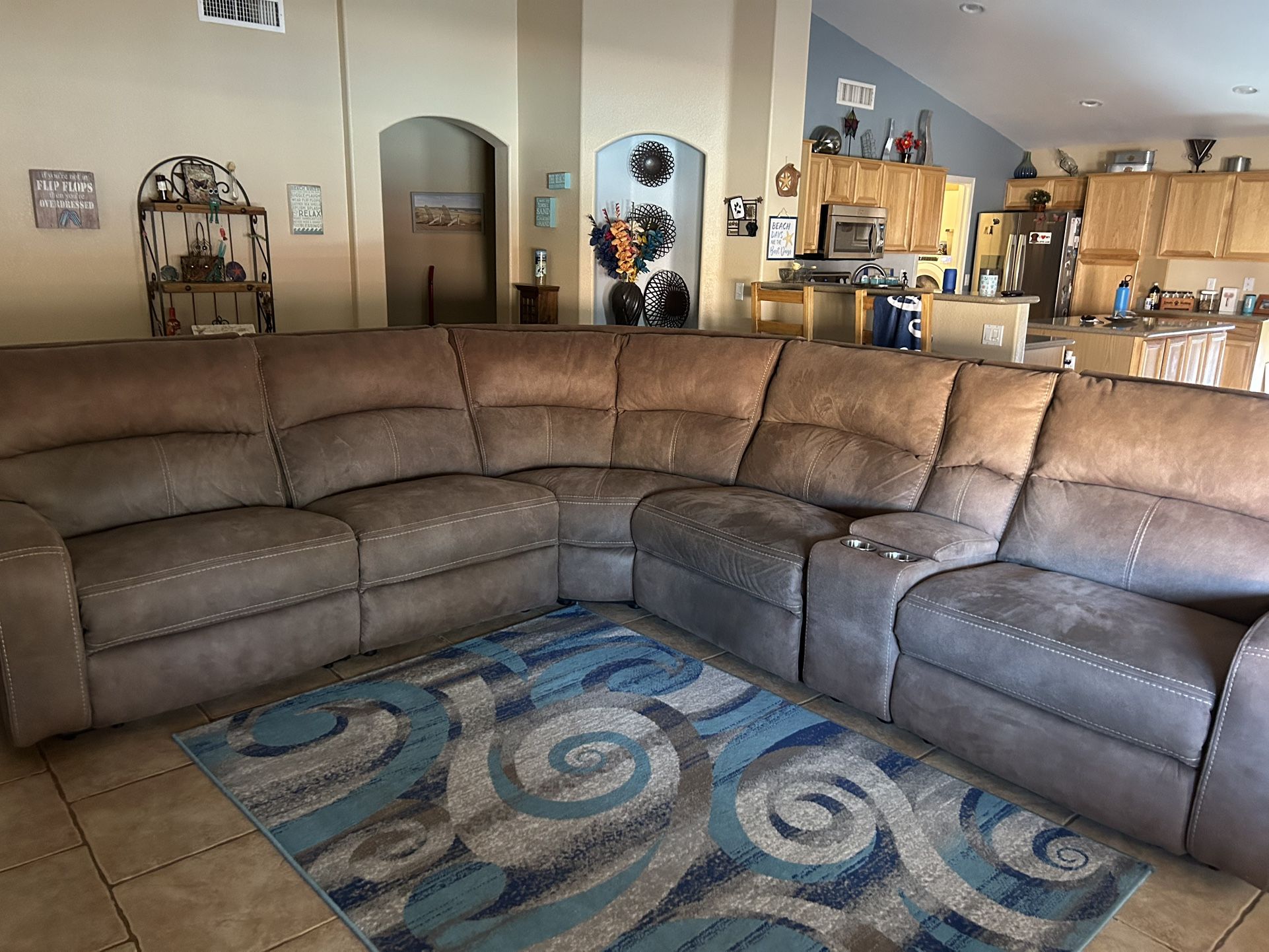 Brown Sectional Couch 2 power recliners w/ battery packs. 1 manual recliner