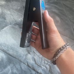 Guitar pick Maker