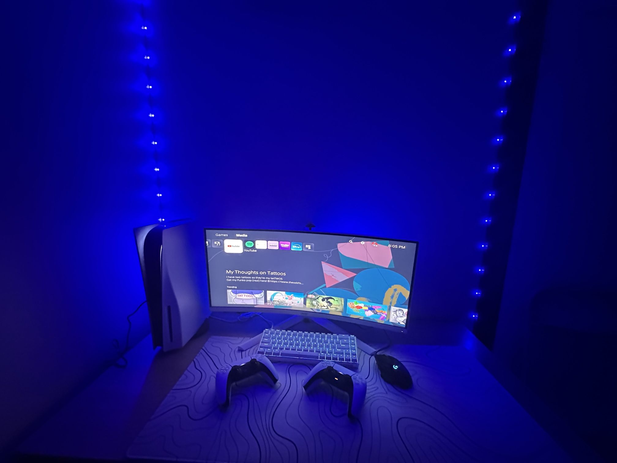 BRAND NEW PS5 2 CONTROLLER GREAT DEAL