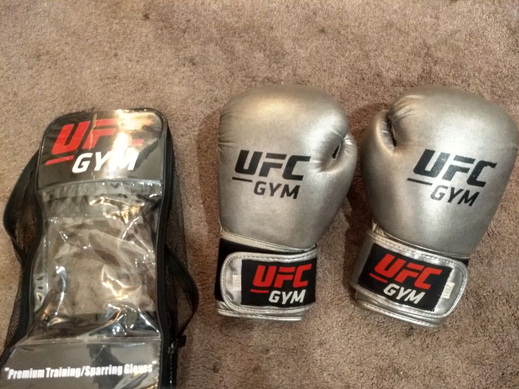 UFC boxing gloves used once