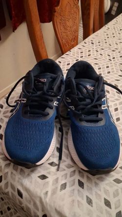 OASICS TENIS SHOES SIZE 7.5