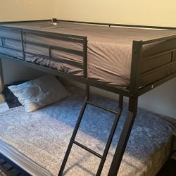 Bunkbeds Bottom Mattress Not Included But Top Mattress Is