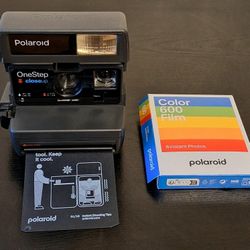 POLAROID ONESTEP CLOSEUP 600 INSTANT CAMERA - TESTED & WORKING - FILM INCLUDED 