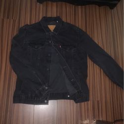 Levis Distressed Jacket 
