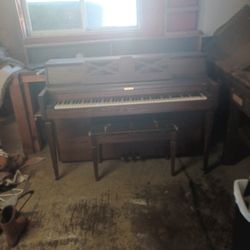 Kincaid Piano 