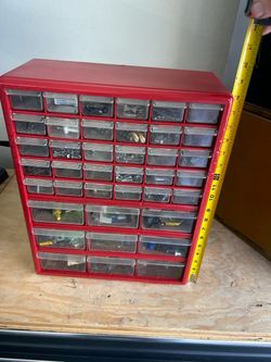 PARTS ORGANIZER (MISC HARDWARE INCLUDED)