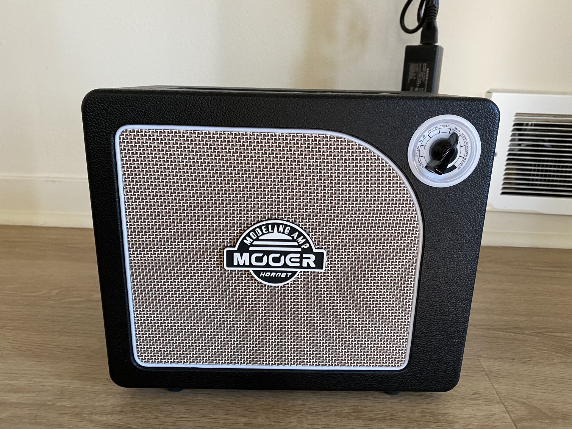 Mooer Hornet Black