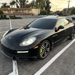 2015 Porsche Panamera