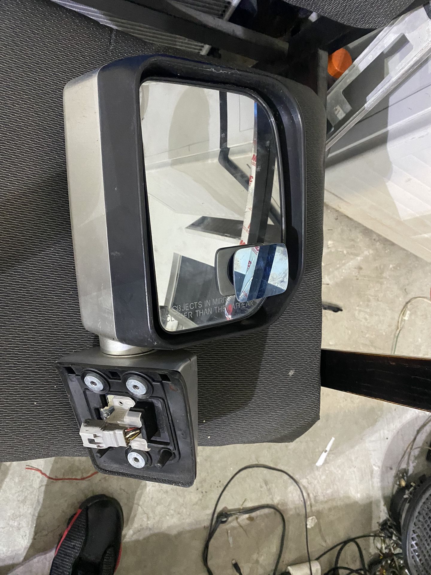 Toyota Fj Cruiser Passanger Mirror And Tail Lights