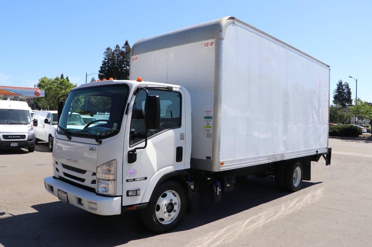 2020 Isuzu Nrr