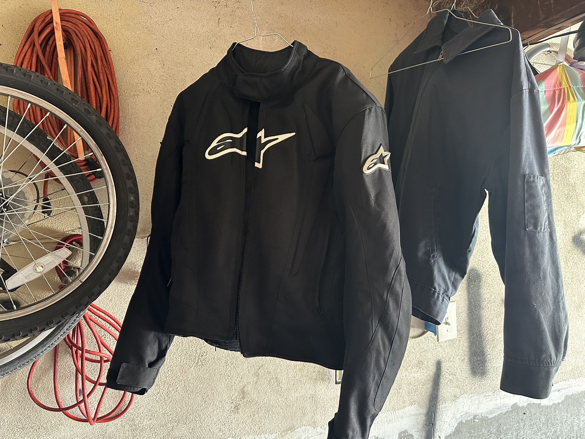 Alpinestars Motorcycle Jacket Size Men Medium. Fits Large