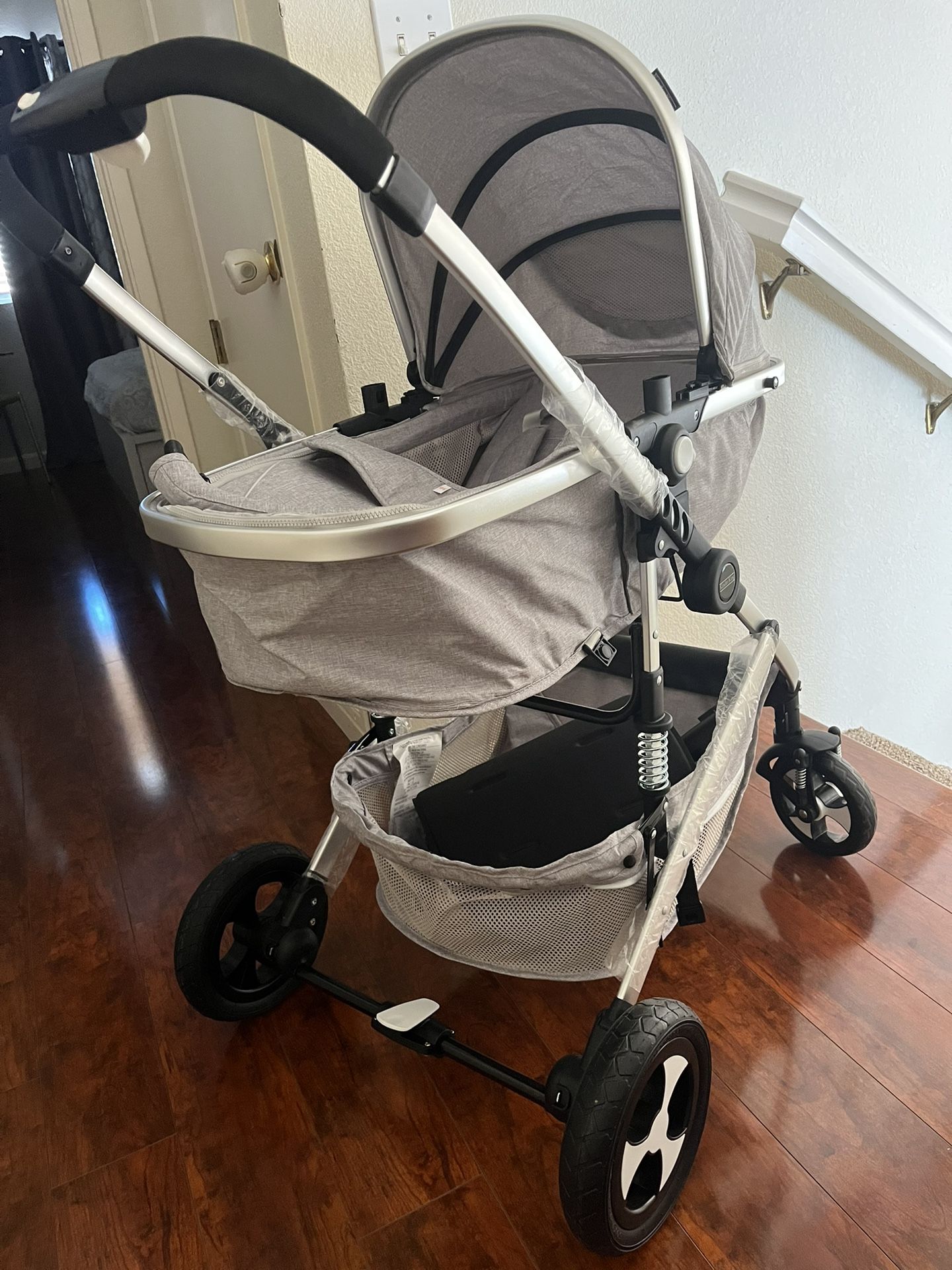 Kinder King 2 in 1 Folding Convertible Baby Stroller. Gray Color