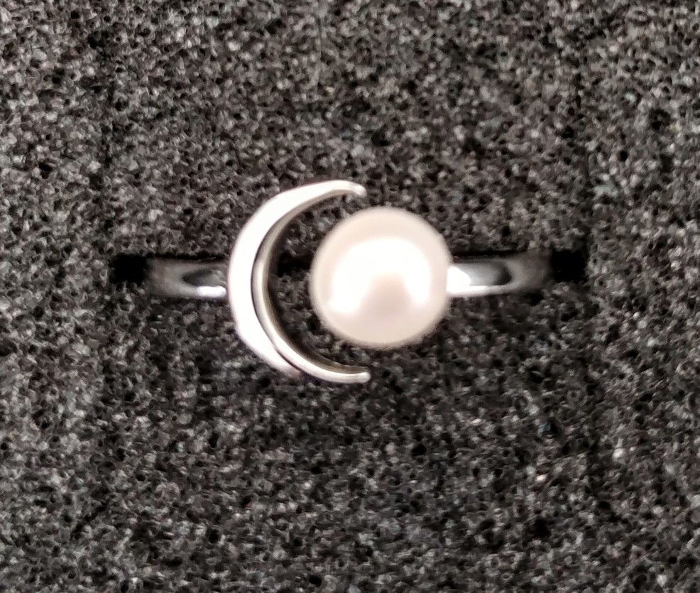 925 Sterling Silver & Pearl - Moon & Sun Ring - Size 9
