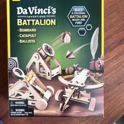 National Geographic Davinci’s Invention Battalion - Brand new In Box