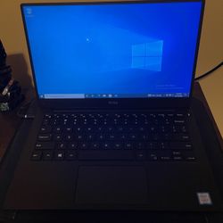 Dell XPS 13” Core i5 - 7200U CPU