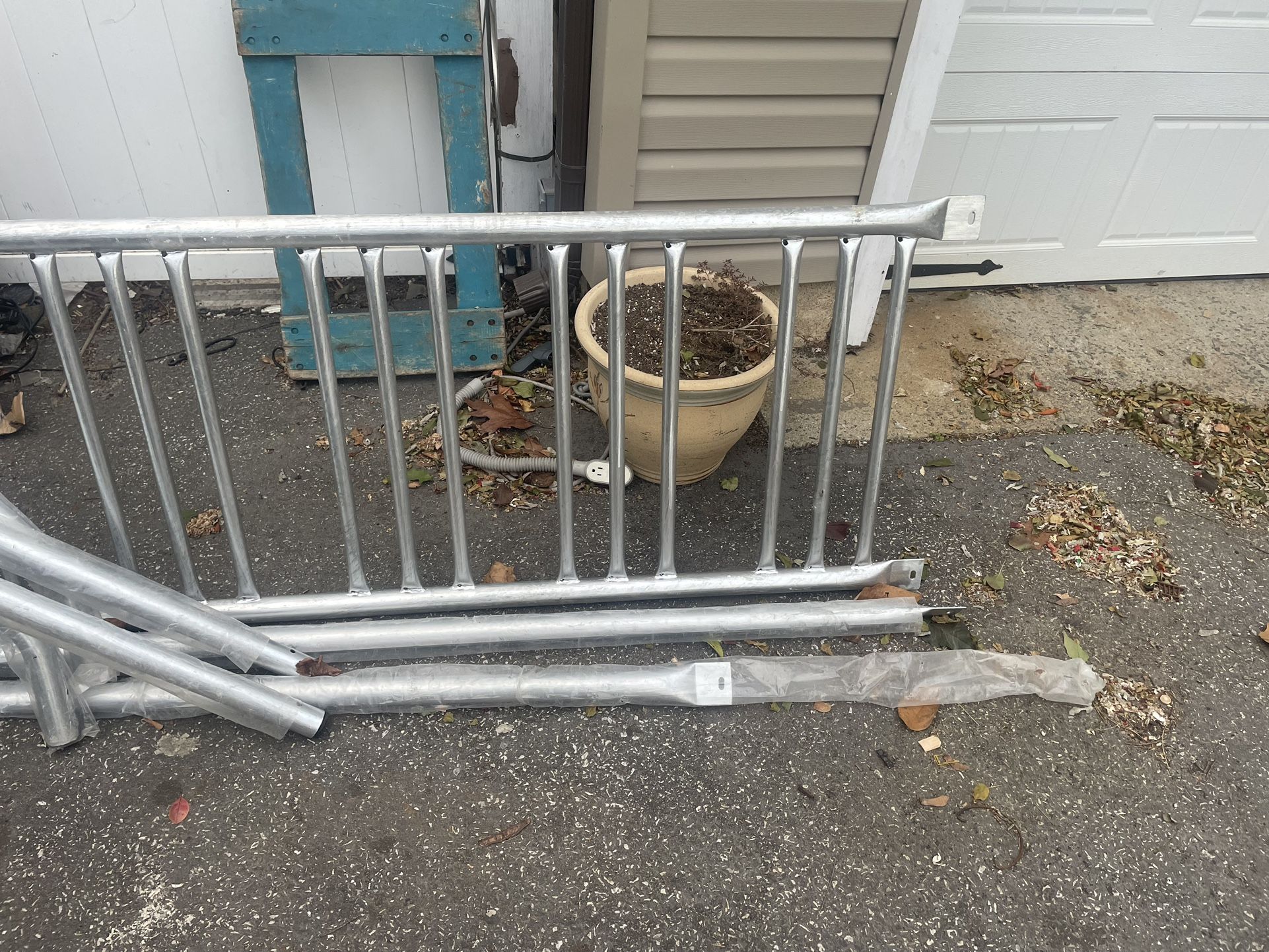 Bike Rack, Hose Up To 10 Bikes Brand New Never Been Used All The Hardware Is There