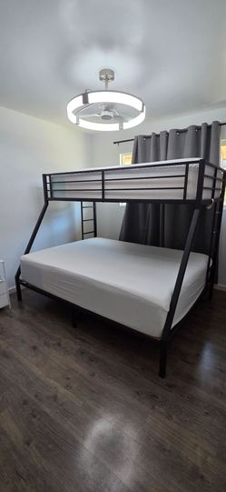 Black Metal TWIN XL over QUEENl Bunk Bed