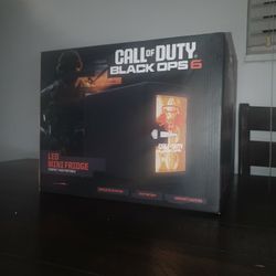 Call Of Duty LED MINI FRIDGE 8 TO 11 CANS