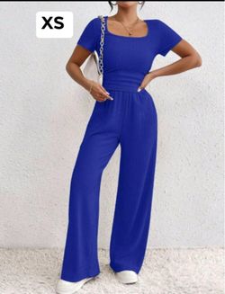 New women’s 2 piece set size XS