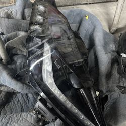 2014-19 Chevrolet Corvette Headlights 