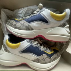 Gucci Shoes 