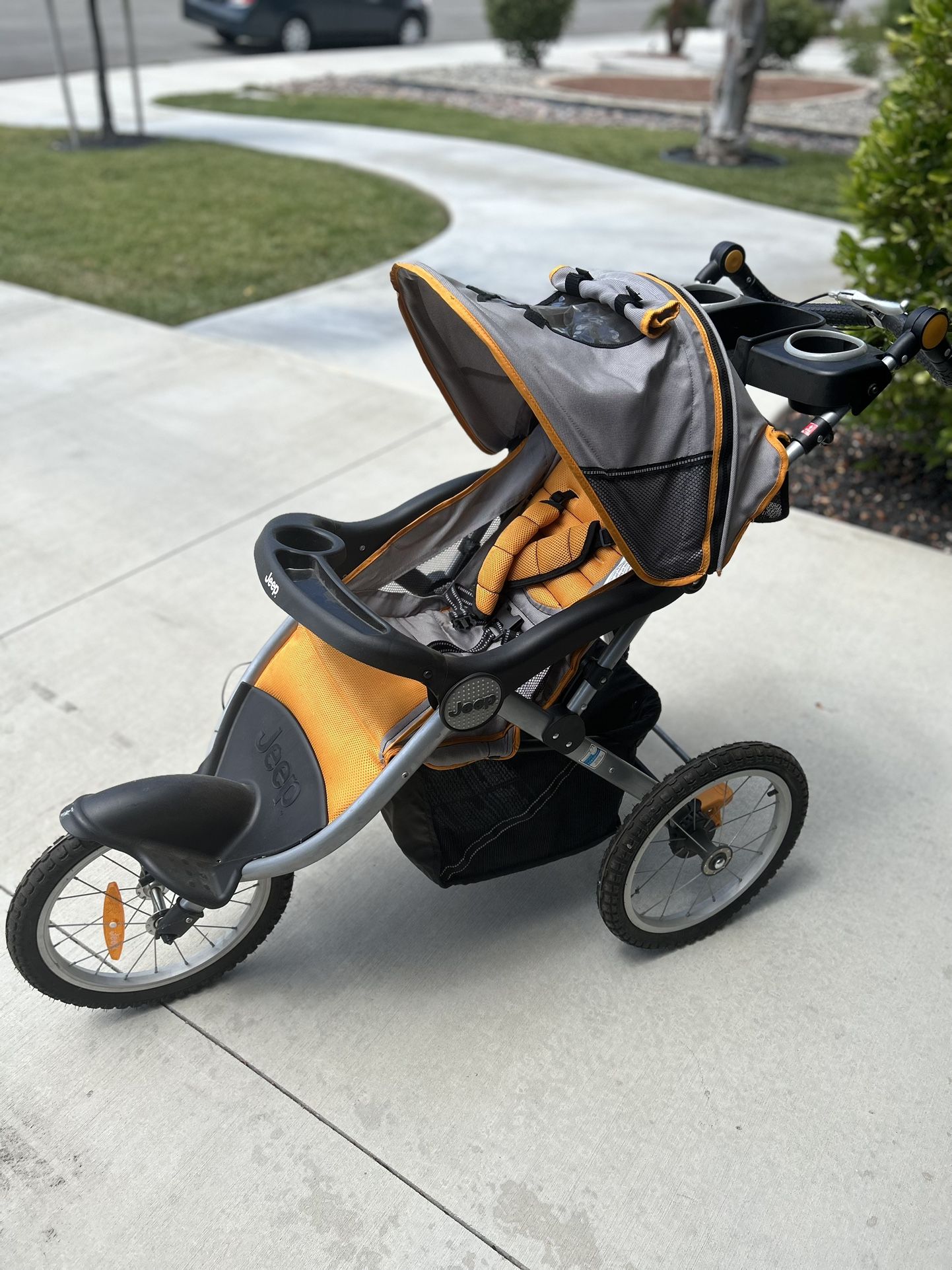 Jeep Overland Limited Jogging Stroller