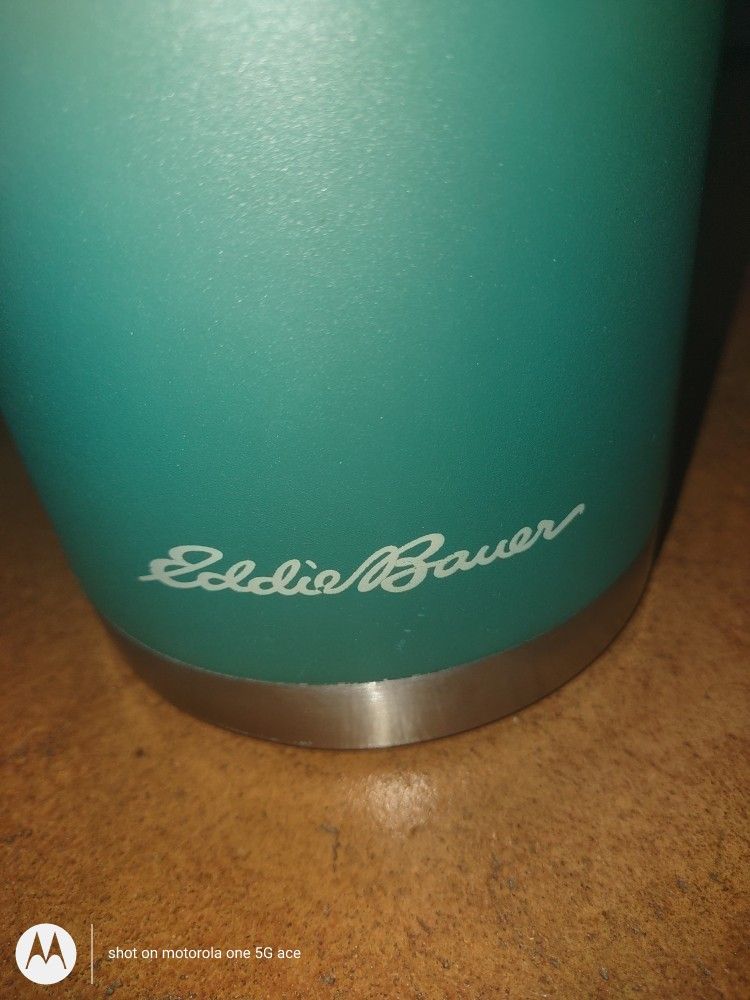 Eddie Bauer 64 Oz Water Bottle, Never Used