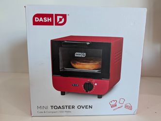 Dash Mini Toaster Oven 550W Compact Red Countertop Appliance Toast Bake
