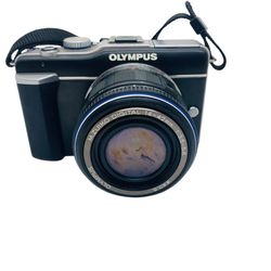 Olympus PEN E-PL1 Digital Camera - Black w/ Olympus ED 14-42mm Lens