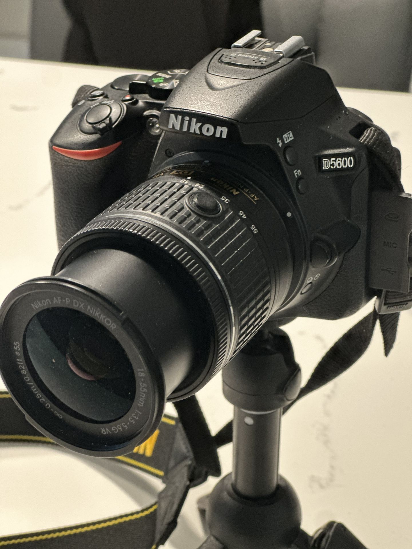 NIKON DS5600 DSLR CAMERA
