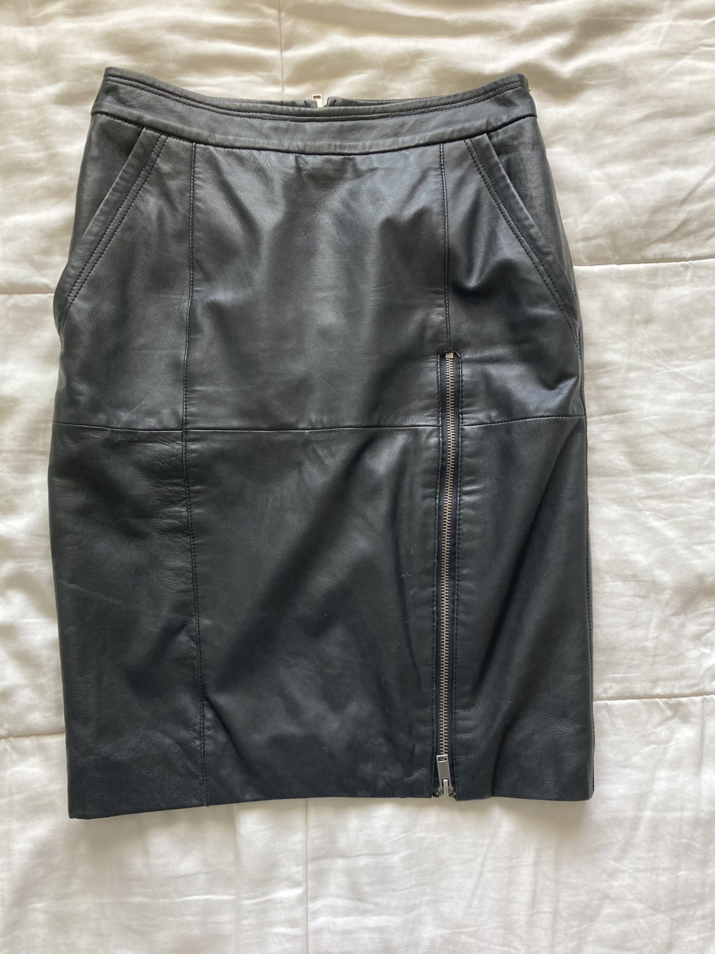Leather Pencil skirt 
