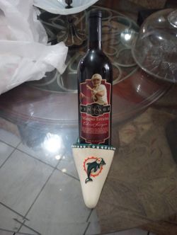 Miami Dolphins Ceramic Wine Holder With Marino Wine Bottle