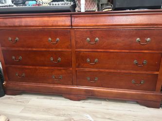 Cherry Wood 6-Drawer Double Dresser