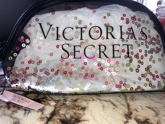 NEVER USED VICTORIA SECRET MAKEUP POUCH