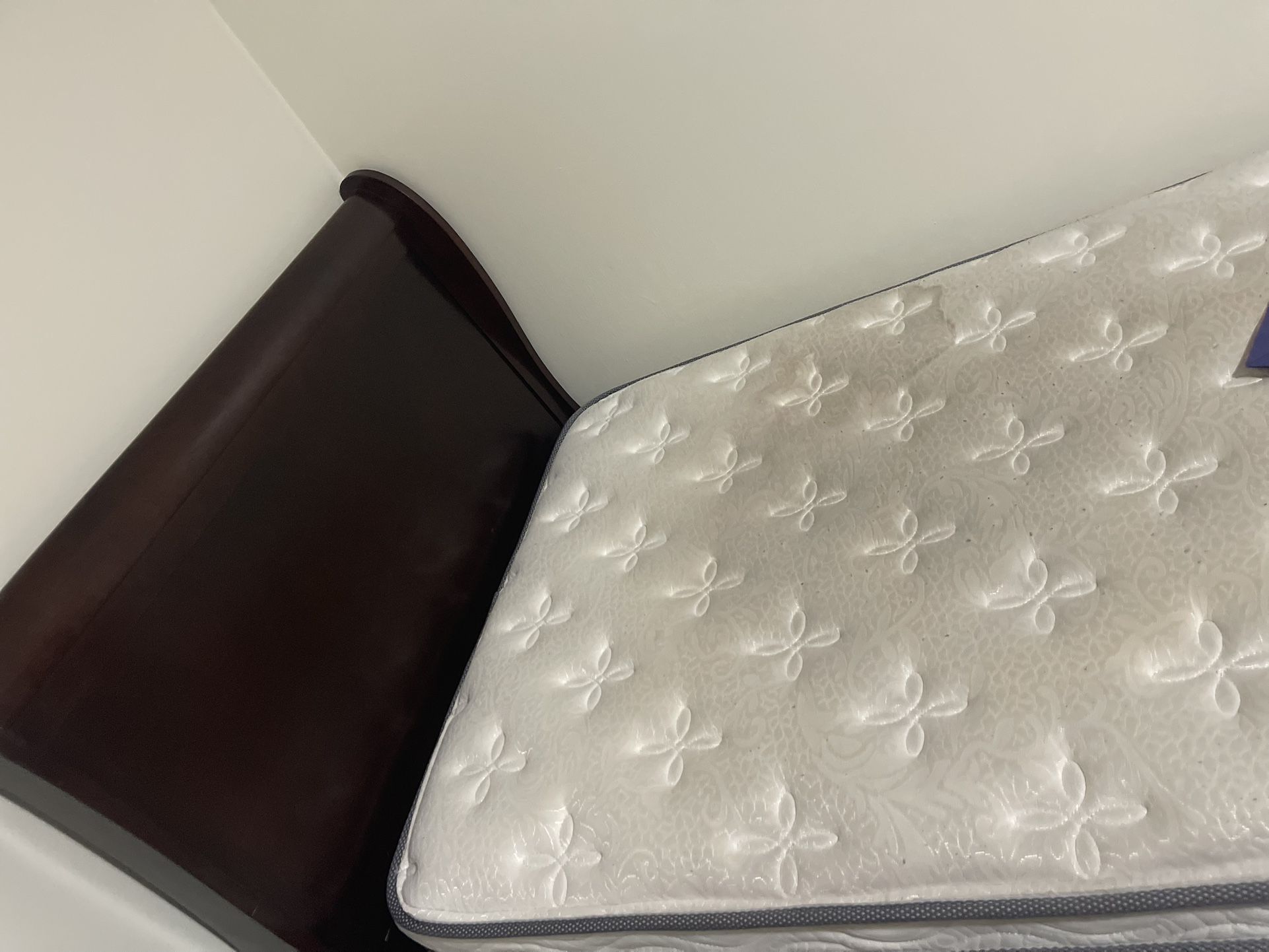 Twin Size Bed