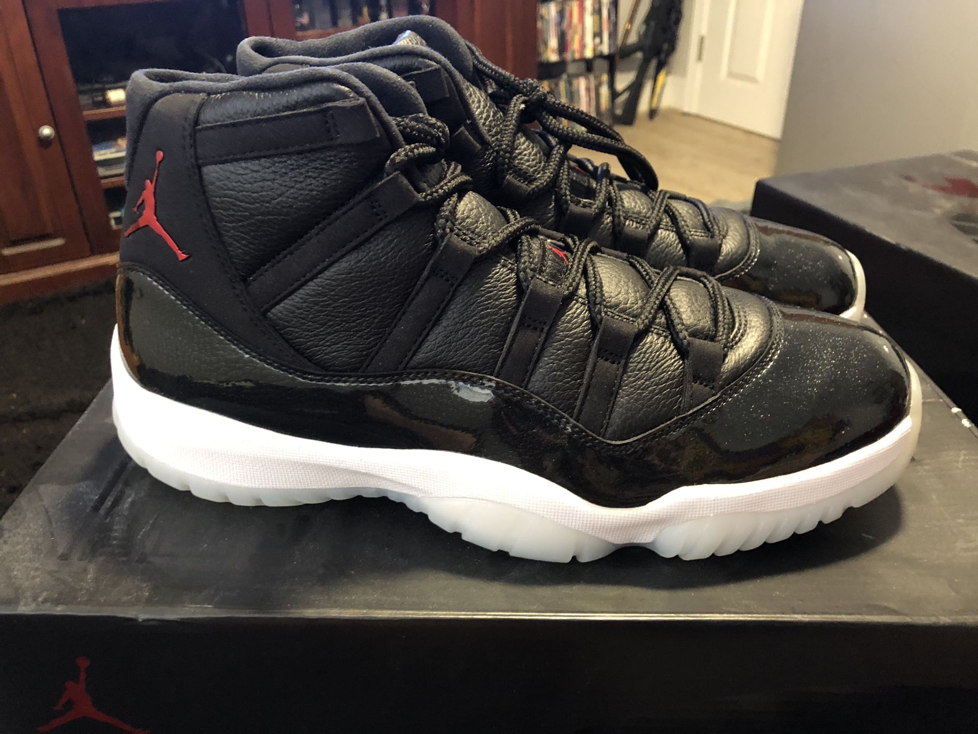 Air Jordan 11 Retro 72-10 Dead Stock