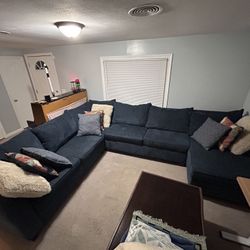 Like New Dark Blue Double Sectional
