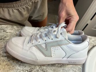 Women Vans 7.5