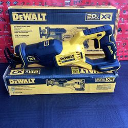 DEWALT 20V MAX XR LITHIUM-ION CORDLESS BRUSHLESS RECIPROCATING SAW ( TOOL ONLY ) 