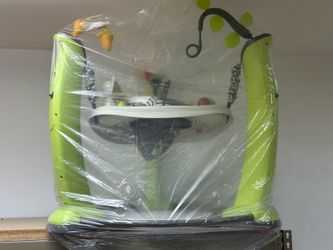 Evenflo ExerSaucer Activity Center – Great Condition